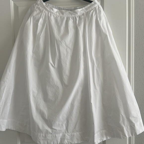 Women’s Elegant White Women's Skirt size M